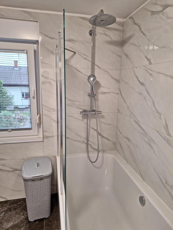 Guesthouse Flower Ljubljana Eksteriør billede